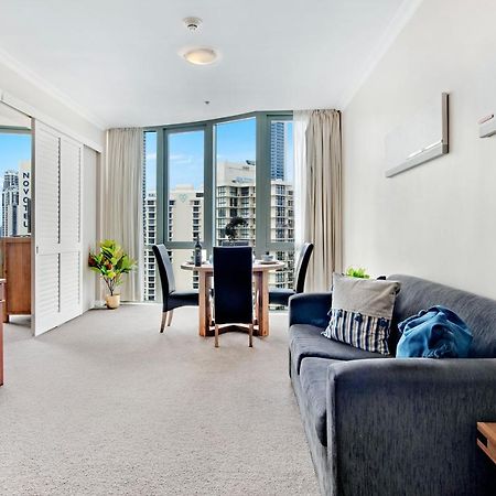 Legends 1 Bedroom Spa Suite - We Accommodate Gold Coast Exterior photo