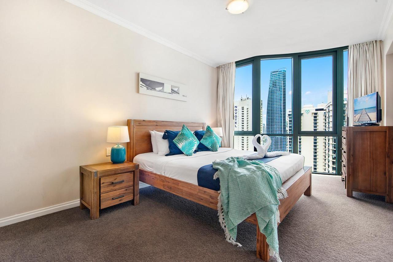 Legends 1 Bedroom Spa Suite - We Accommodate Gold Coast Exterior photo